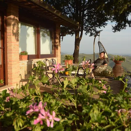Casa vacanze La Bicocca - Apt. Il Leccio Castel Rigone